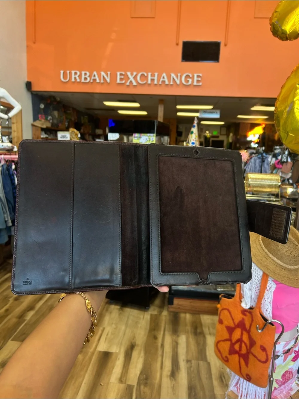 Gucci vintage ipad